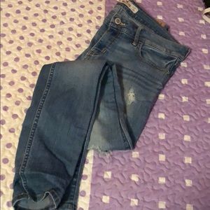 Hollister Destroyed Jeggings